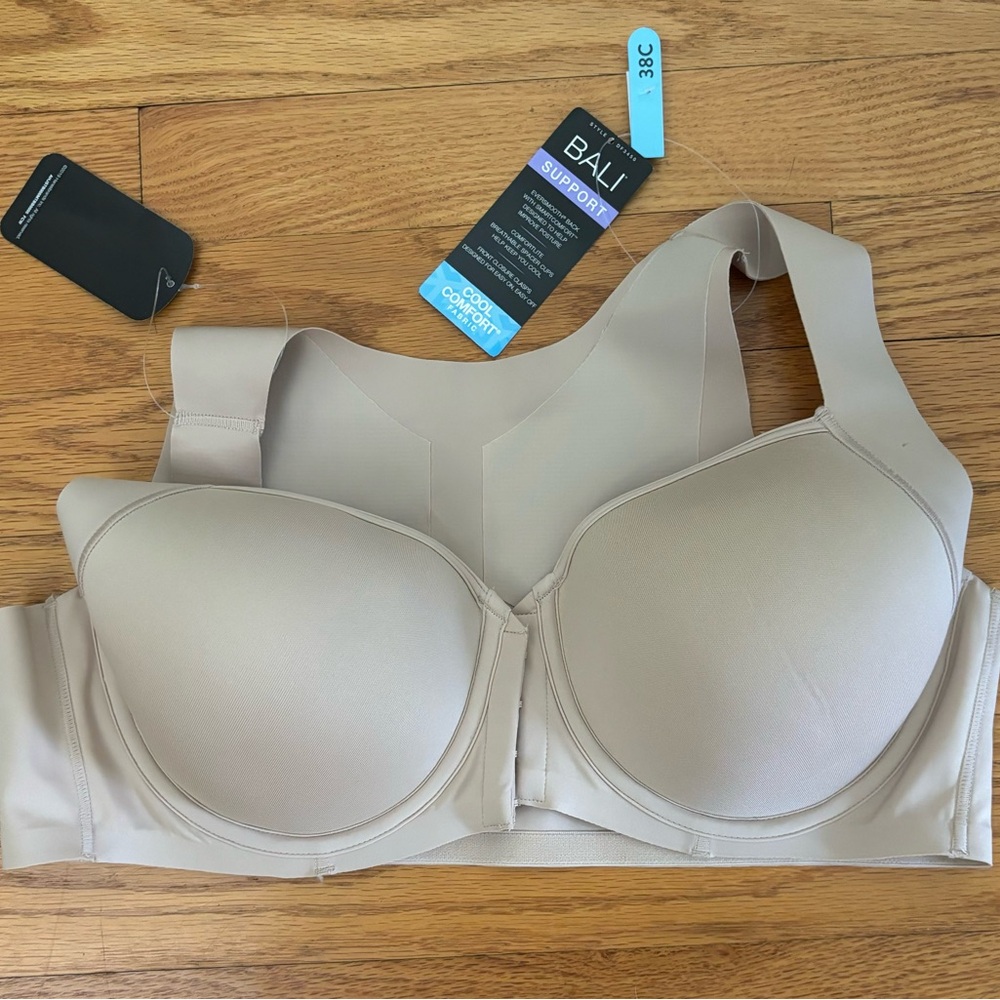 Bali Bra Women’s 38C Beige Padded Front Hook Closure Wide Comfort Straps NWT
